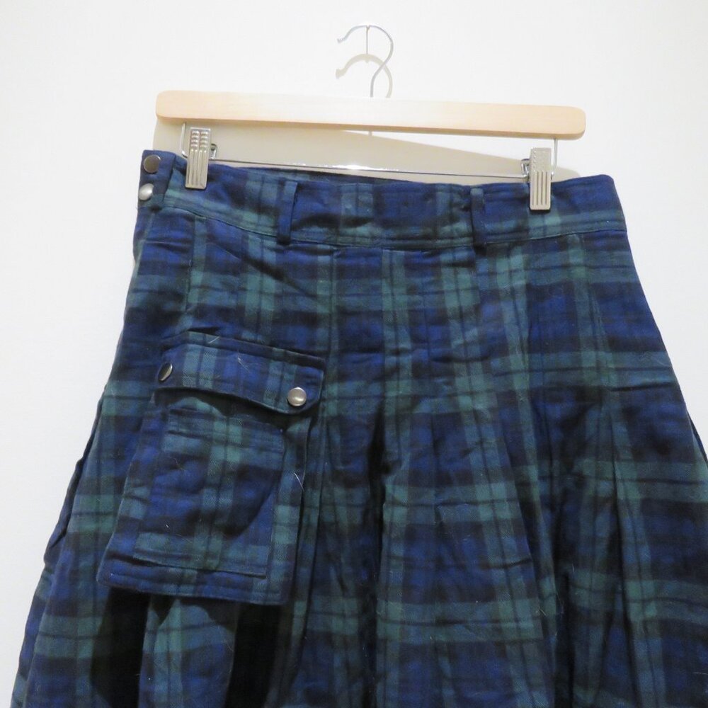 SCARLET DARKNESS Scottish Tartan Black Watch Plaid Kilt Small Alt Punk Grunge - Picture 9 of 16